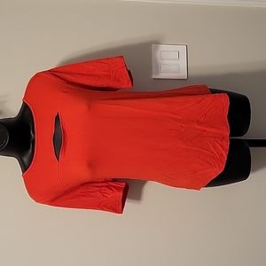 NWT peekaboo top